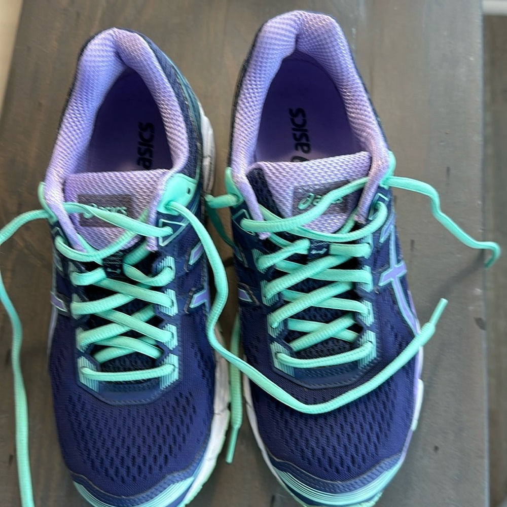 Asics woman’s sneakers Purple Green Duromax Cushioned size 8.5